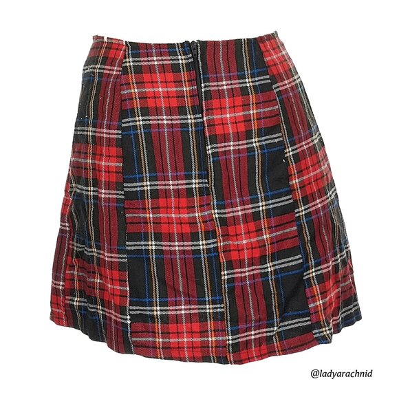 LIP SERVICE Y2K Mall Goth Punk and Disorderly red/black tartan mini skirt - Picture 3 of 7
